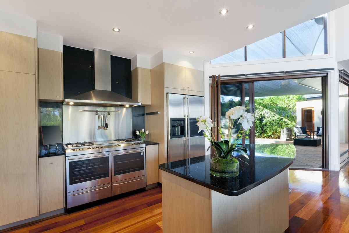 details-gallery-kitchen-5.jpg